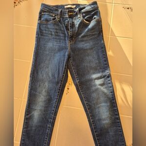 Levis Mile High Super Skinny Jeans